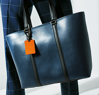 CONTRAST LEATHER TOTE BAG