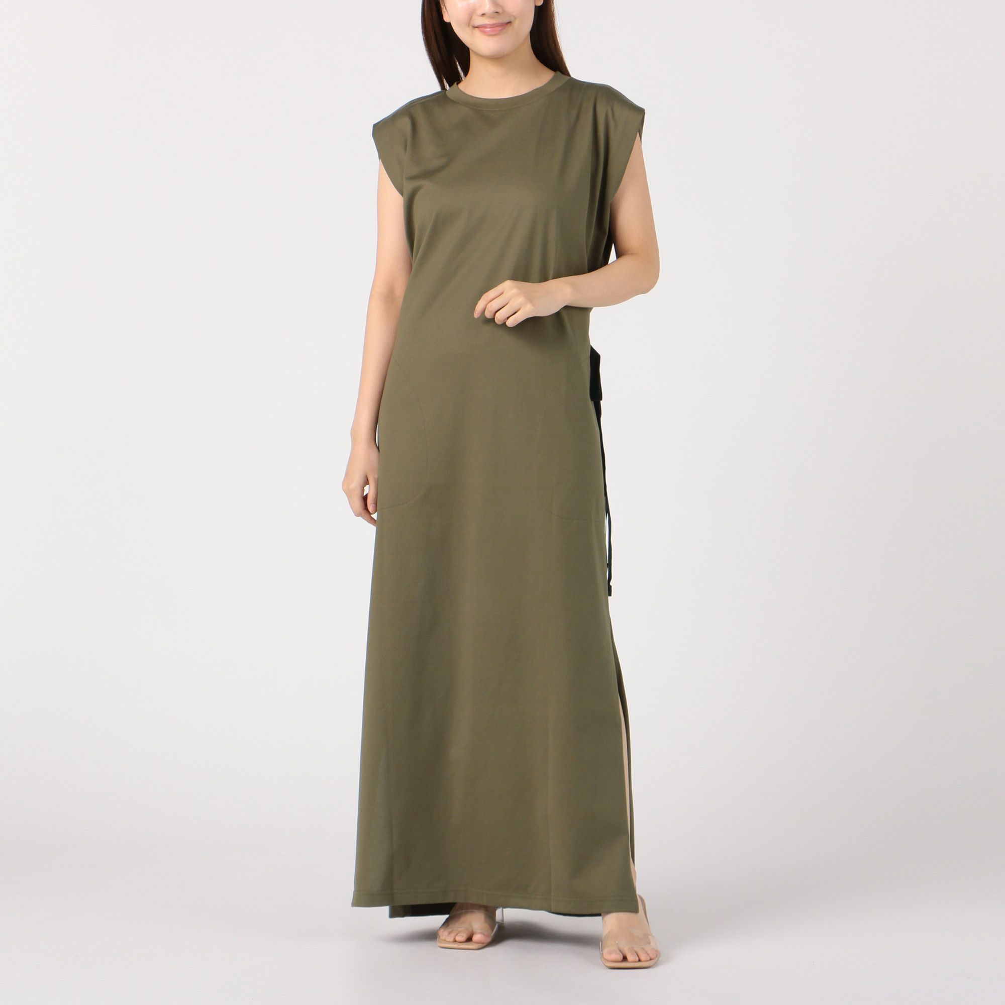 COGTHEBIGSMOKE (コグ ザ ビッグスモーク)TUBE DRESS
￥26,400→￥15,840（40％OFF）