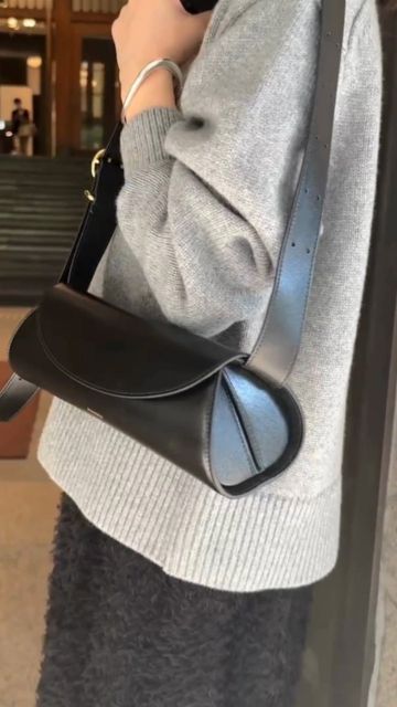 JIL SANDER(ジル サンダー)のCANNOLO SMALL通販 | 集英社HAPPY JIL SANDER(ジル サンダー)のCANNOLO SMALL通販 | 集英社HAPPY
