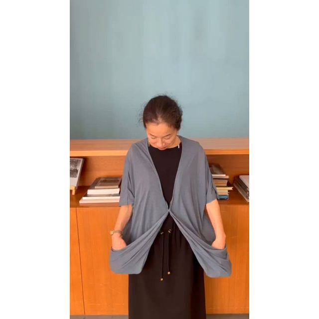 SLOANE×eclat(スローン×エクラ)の【宮崎桃代さん別注】タック