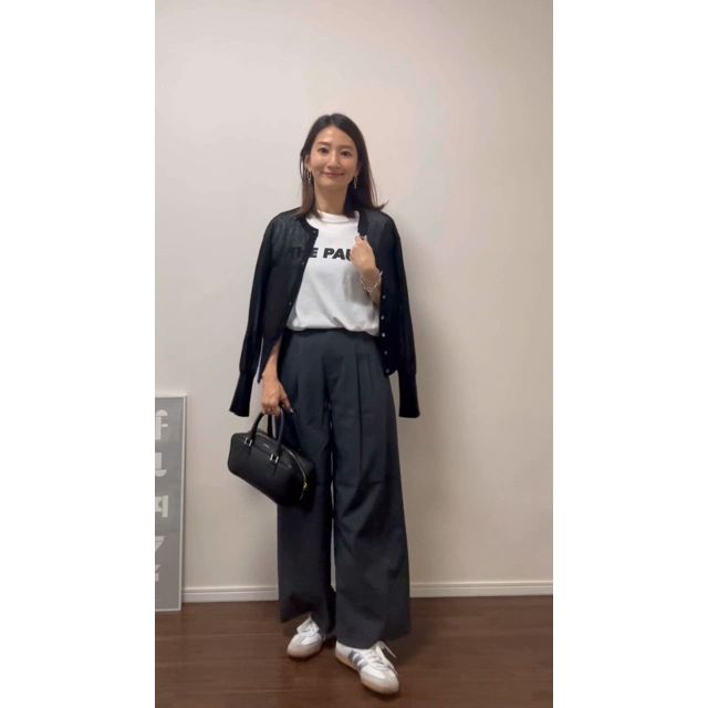極美品◎25SS Whim Gazette ペーパーヤーンカーディガン 黒 極美品◎25SS Whim Gazette ペーパーヤーンカーディガン 黒