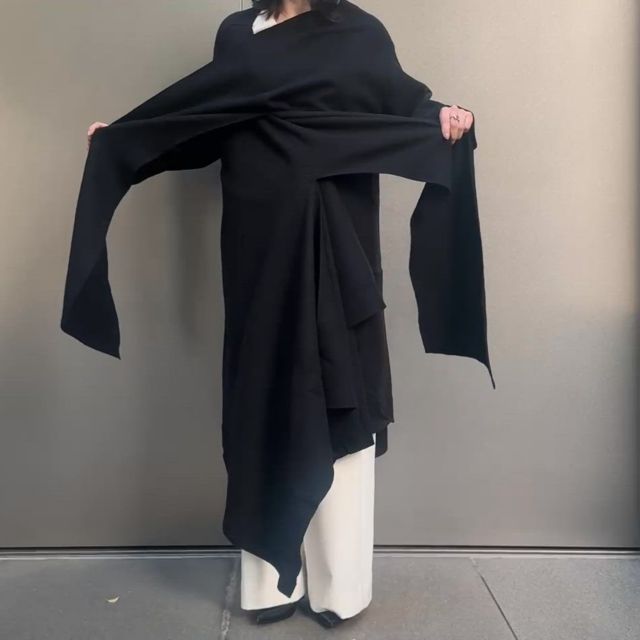 muller of yoshiokubo(ミュラー オブ ヨシオクボ)のウールラップドレス