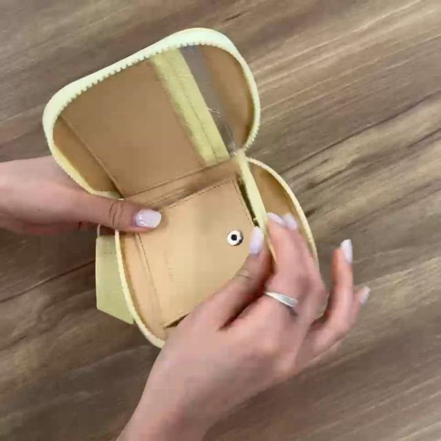 ちえ　エクラ itten-itten×eclat(イッテン イッテン×エクラ)のラウンドミニ