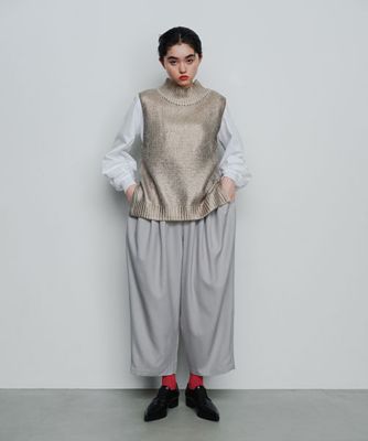 週末お値下げ❗️美品　ボリューム感が可愛いジレ styling レディースのトップスその他(ベスト・ジレ) 30代40代50代大人の