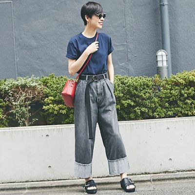 年中大活躍✦ダメージデニムジャンプスーツ★女子会や日常コーデに 新作入荷】デニムジャンプスーツ×ブラナンTコーデのスタイリング