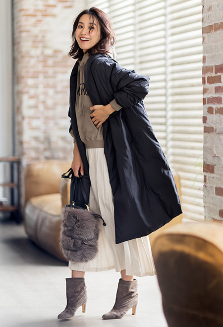 極美品　MICA&DEAL フード付キルトロングベスト　ダウン　キルティング 極美品 MICA&DEAL フード付キルトロングベスト ダウン キルティング