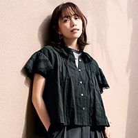 蛯原友里さんと楽しむ、ずっと愛せる初夏のワードローブ