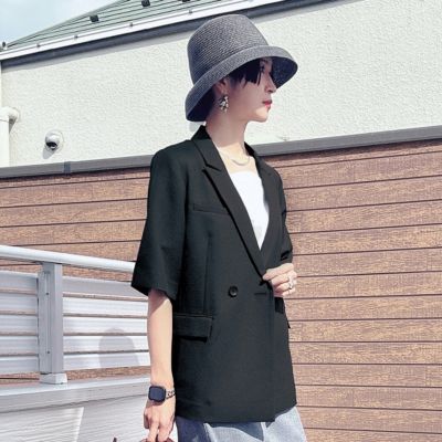 トレンドの半袖ジャケットが絶妙な“5分袖”で大人に着やすく　リネン調ハーフスリーブジャケット