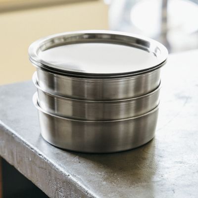 ���[���̓X�^�b�L���O�ł���ɃR���p�N�g�ɏȃX�y�[�X