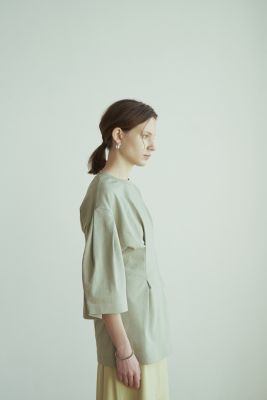 CLANE(クラネ)のBIG SLEEVE WAIST SHAPE TOPS通販 | 集英社HAPPY PLUS