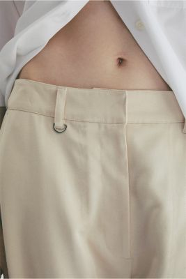 CLANE(クラネ)の2WAY ADJUST SATIN HALF PANTS通販 | 集英社HAPPY PLUS