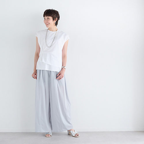 エクラ 華組 細谷奈弓さん 身長168cm骨格ナチュラル グレー/2