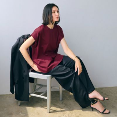 ブラウスライクなたたずまいでさらりと着るだけで絵になる　フレンチスリーブTシャツ