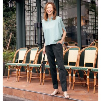 シンプルに着るだけで決まる立体的なシルエット　涼やかポンチョ風ブラウス