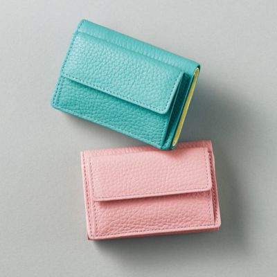 片手に収まるコンパクトさなのに収納力抜群で機能的！　三つ折り財布（バイカラー）