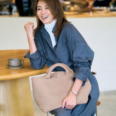 上質感としゃれ感が同居する大人のエブリデイバッグ　St Barths Medium Tote