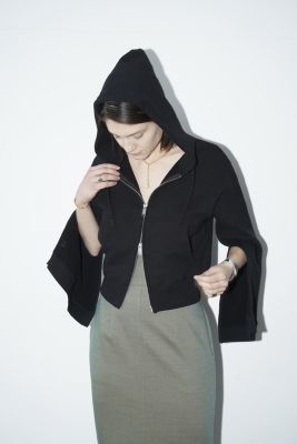 CLANE(クラネ)のSLIT SLEEVE COMPACT ZIP UP HOODIE通販 eclat premium