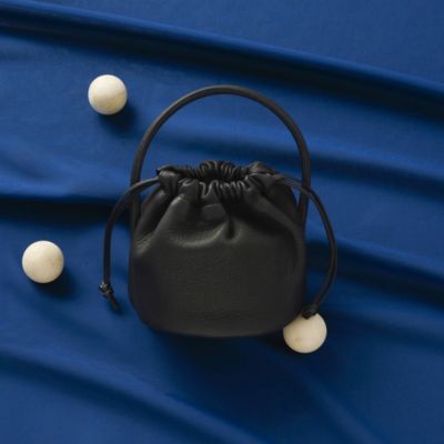 〈ほぼ未使用〉トゥモローランドAeta アエタHANDLE POUCH MINI ほぼ未使用〉トゥモローランドAeta アエタHANDLE POUCH MINI