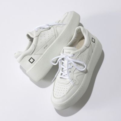 約5cmのヒールアップでスタイルアップ効果も抜群！　STEP CALF
