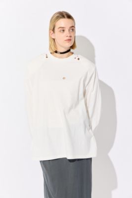 SHOULDER PADS RIPPED LS T−SHIRT