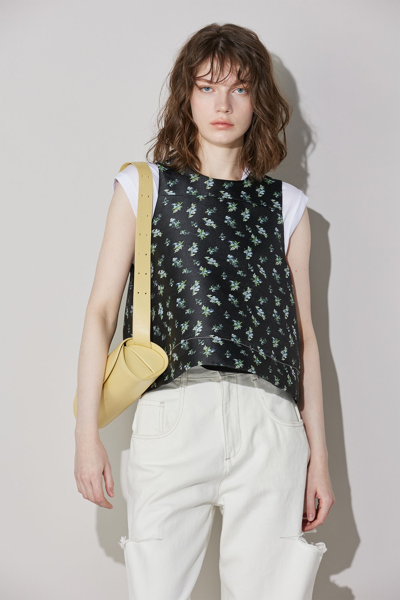 GANNI(ガニー)/Floral Jacquard Sleeveless Open Neck Top
