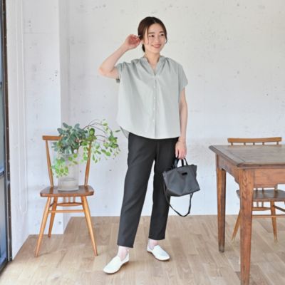 ourhome アワーホーム すっきりシルエットのテーパードパンツ