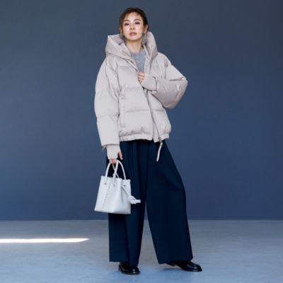 マットな光沢感が上品なフーディショートダウン　HEKA−M MESTRE／ダウンコート