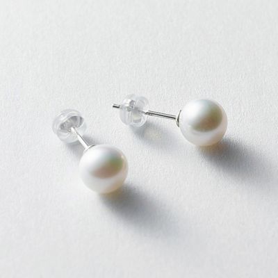 LOEFF(ロエフ)の淡水パールピアス通販 | 集英社HAPPY PLUS STORE