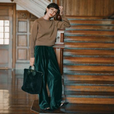 カジュアルパンツがベルベットでリュクスに変身　ORGANIC VELVET TOMBOY PANTS
