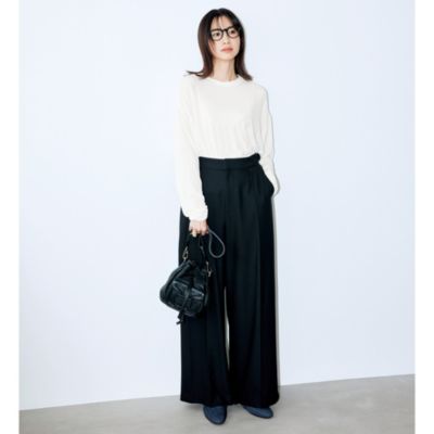 うっとりするような柔らかさと軽やかな着心地がうれしい一着　【斉藤くみさんコラボ】カシミヤ混極上ワイドカットソー