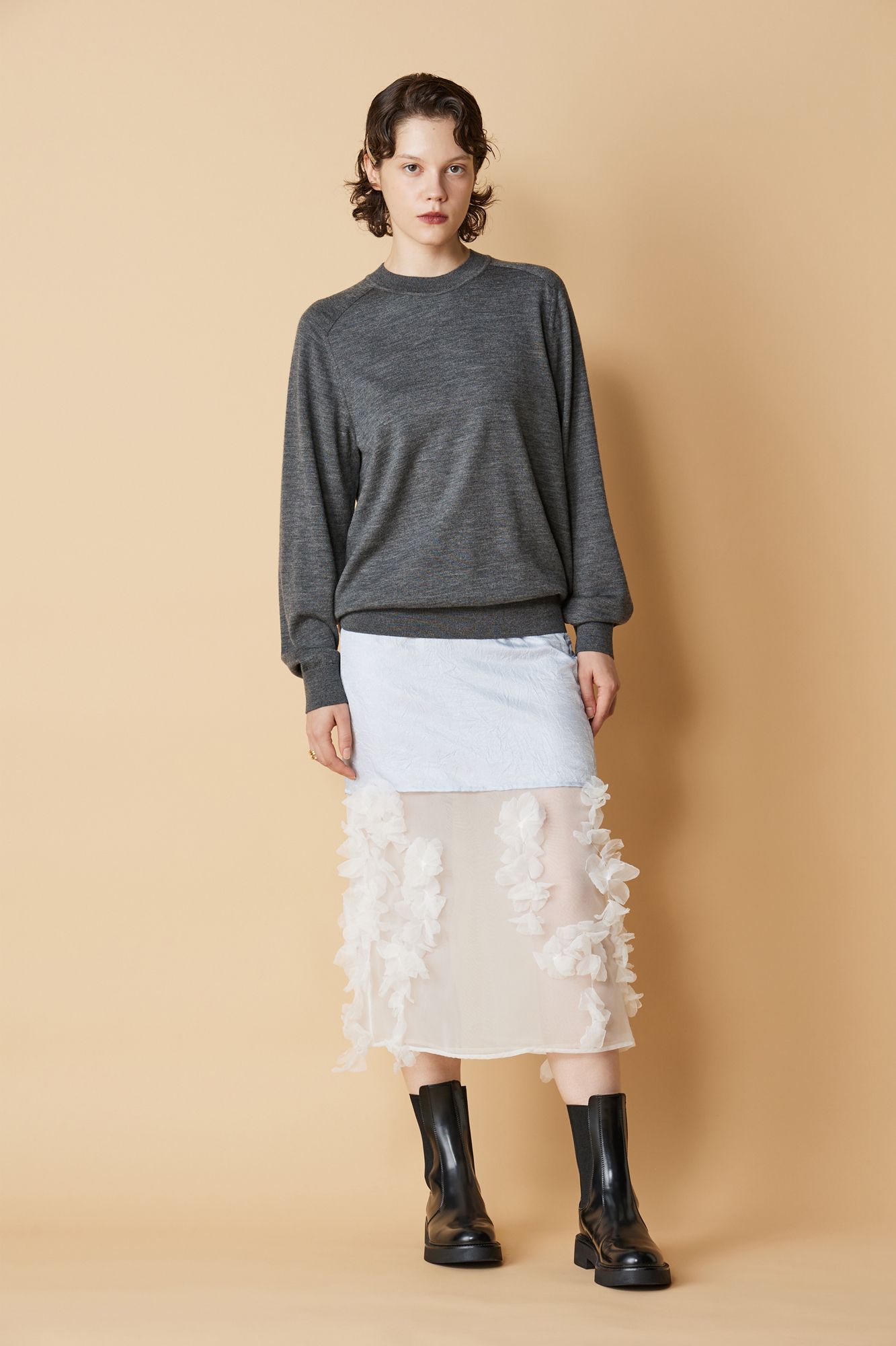 MARGE(マージ)/Satin layered flower motif skirt