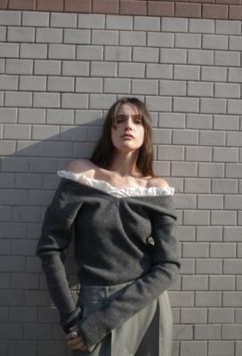 完売品⭐︎CLANE 2WAY FRILL V NECK KNIT TOPS CLANE(クラネ)の2WAY FRILL V NECK KNIT TOPS通販 | 集英社HAPPY