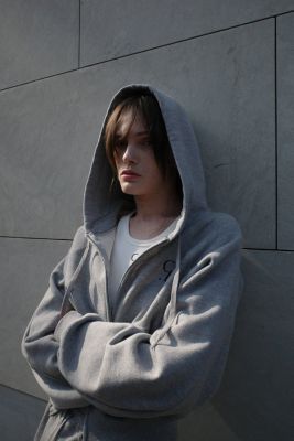 CLANE クラネ CLANE(クラネ)のLOGO COMPACT ZIP UP HOODIE通販 | 集英社HAPPY