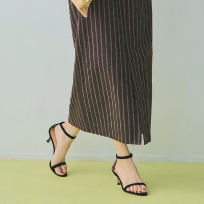 エレガントなルックスなだけじゃない。足首ゴムで履きやすさ抜群！　ゴムストラップ5cmヒール