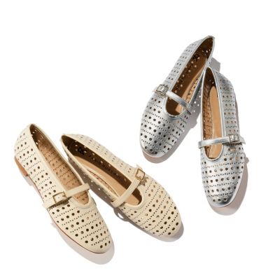 パンチングレザーを効かせたモード派メリージェーン　レザーメリージェーン