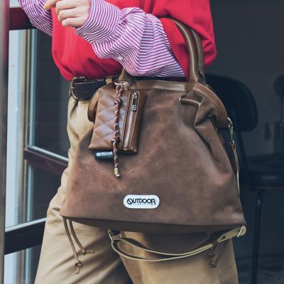 アニヤ・ハインドマーチ×ナショナル麻布の『Universal Bag』 | LEE