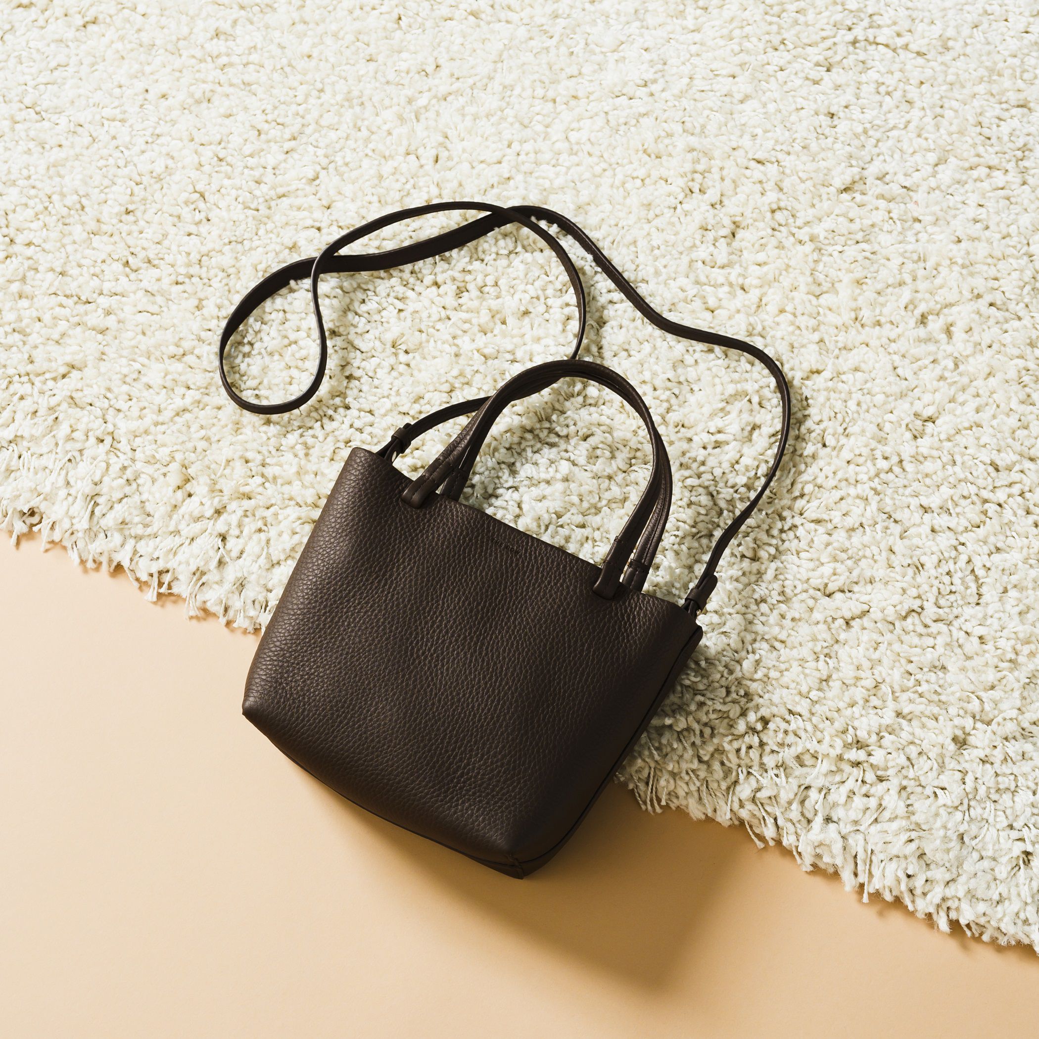 THE ROW
「SMALL PARK TOTE」