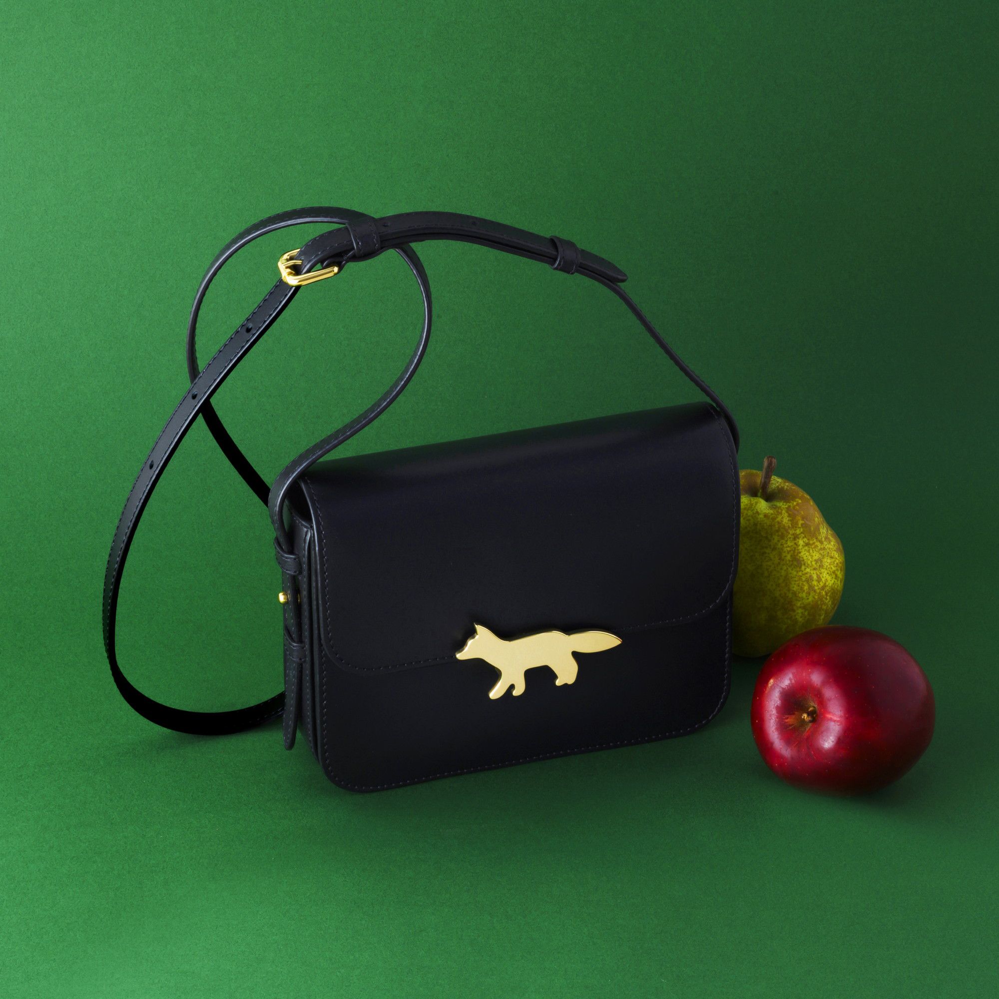 MAISON KITSUNE・EDIE BAG・￥88,000