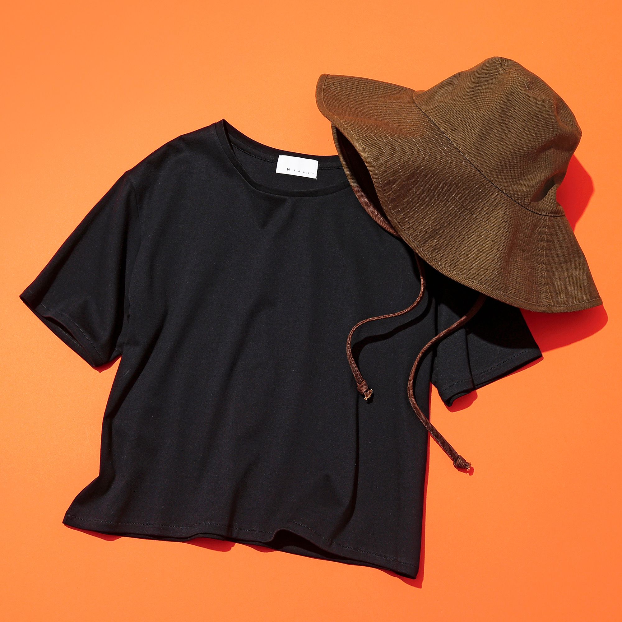 今、売れているのはこれ！Tシャツ・カットソー売れ筋ランキングTOP10【40代ファッション】