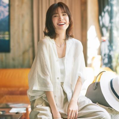 軽いはおりとしても使いやすいリラクシーな透け感　Linen leno weave
