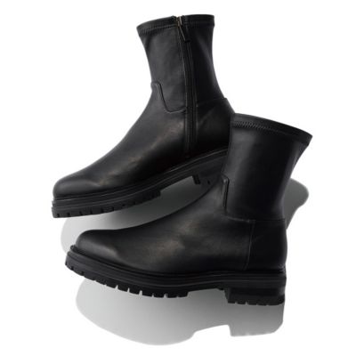 サクサク歩けるストレッチブーツは旅行の相棒にもぴったり　stretch smooth Boots