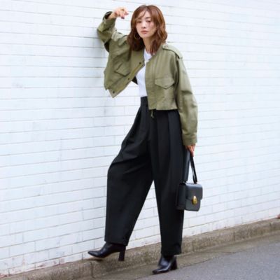 辛口シンプルも女っぽく決まるカーヴィなシルエットが決め手　【Marisol別注】［マシンウォッシャブル］ハイウエストタックパンツ