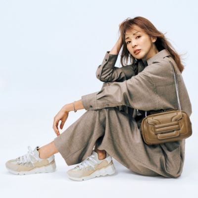 大人が”盛れる”洗練スニーカーの決定版　TREK COMET