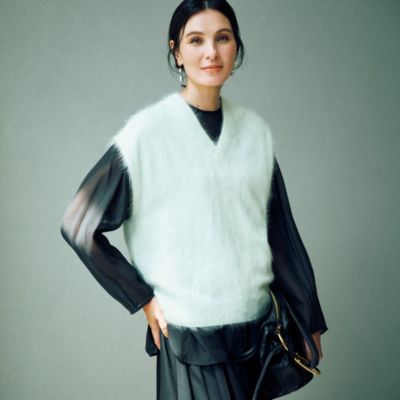 週末お値下げ❗️美品　ボリューム感が可愛いジレ styling レディースのトップスその他(ベスト・ジレ) 30代40代50代大人の