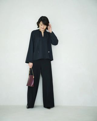 バンドカラーキーネックシャツ