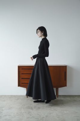CLANE VOLUME FLARE MAXI SKIRT