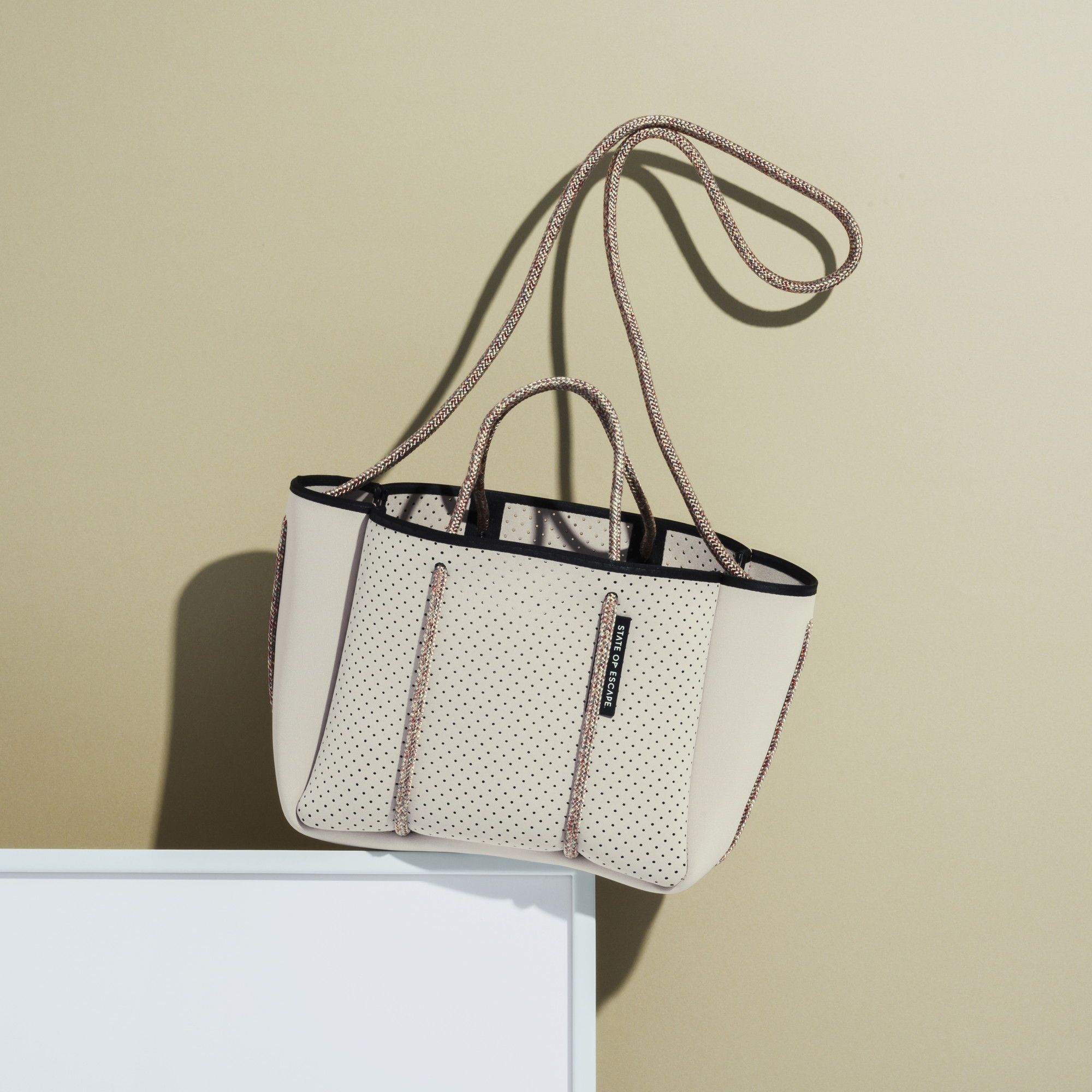 STATE OF ESCAPE・PETITE ESCAPE・￥53,900