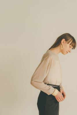 低価格の CLANE LINE SHEER L S TOPS アイボリー publiquecom.fr