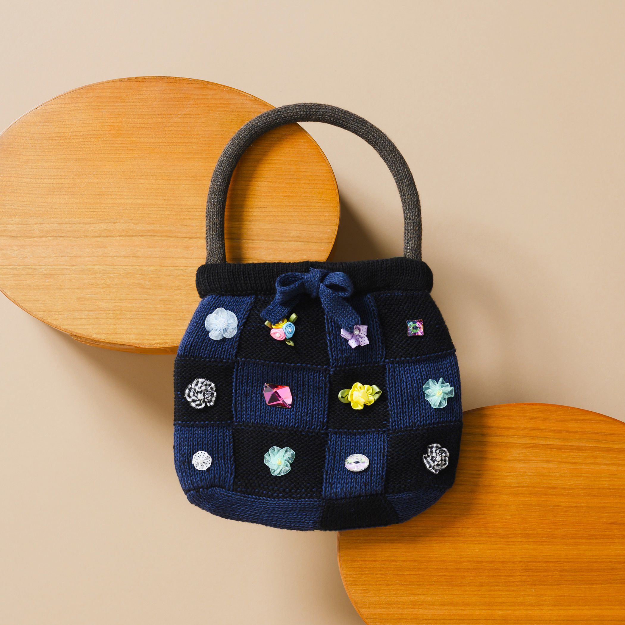 YANYAN
「【SPURSHOP別注】ニットポシェット」