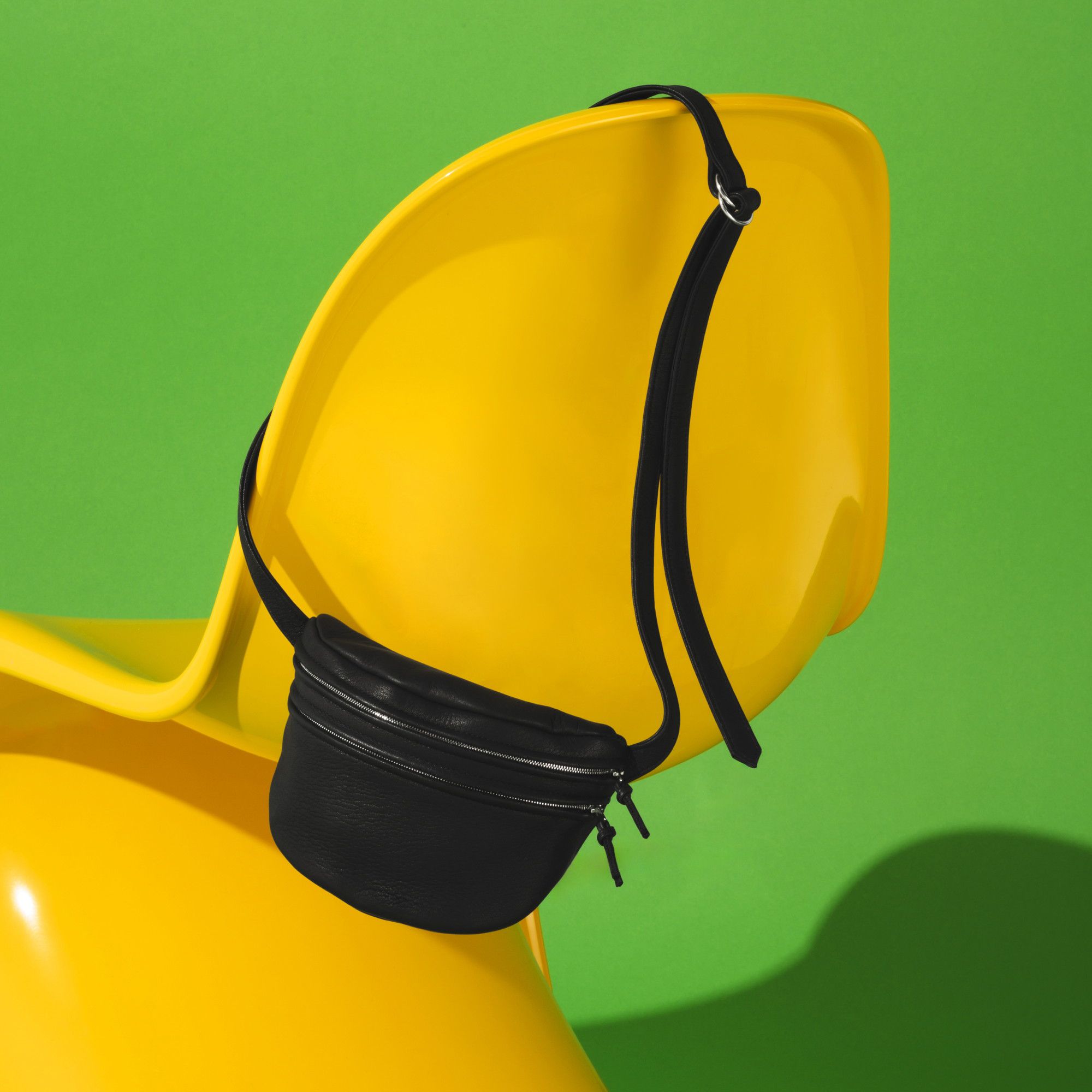 Aeta・SHOULDER POUCH ： S・￥57,200